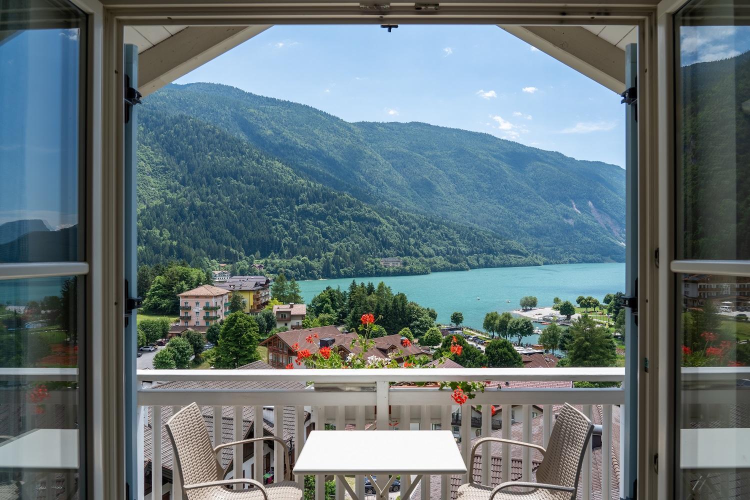 Hotel Europa Molveno Eksteriør billede