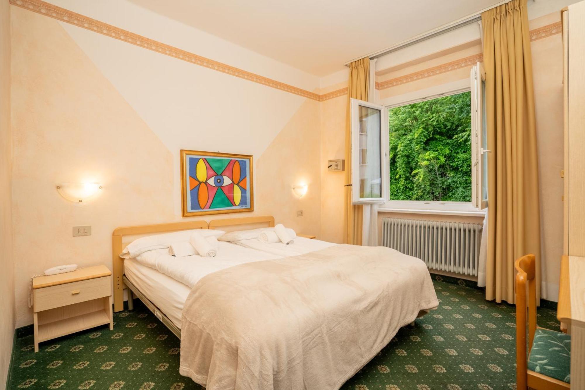Hotel Europa Molveno Eksteriør billede